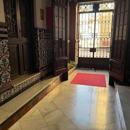 Habitaciones Corazon Centro Historico マラガ エクステリア 写真