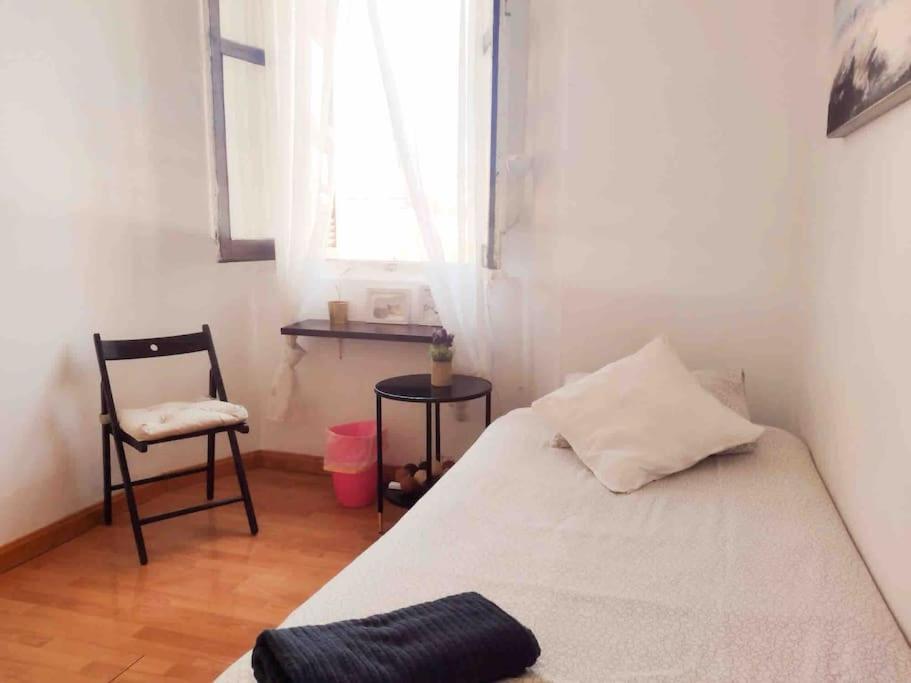Habitaciones Corazon Centro Historico マラガ エクステリア 写真