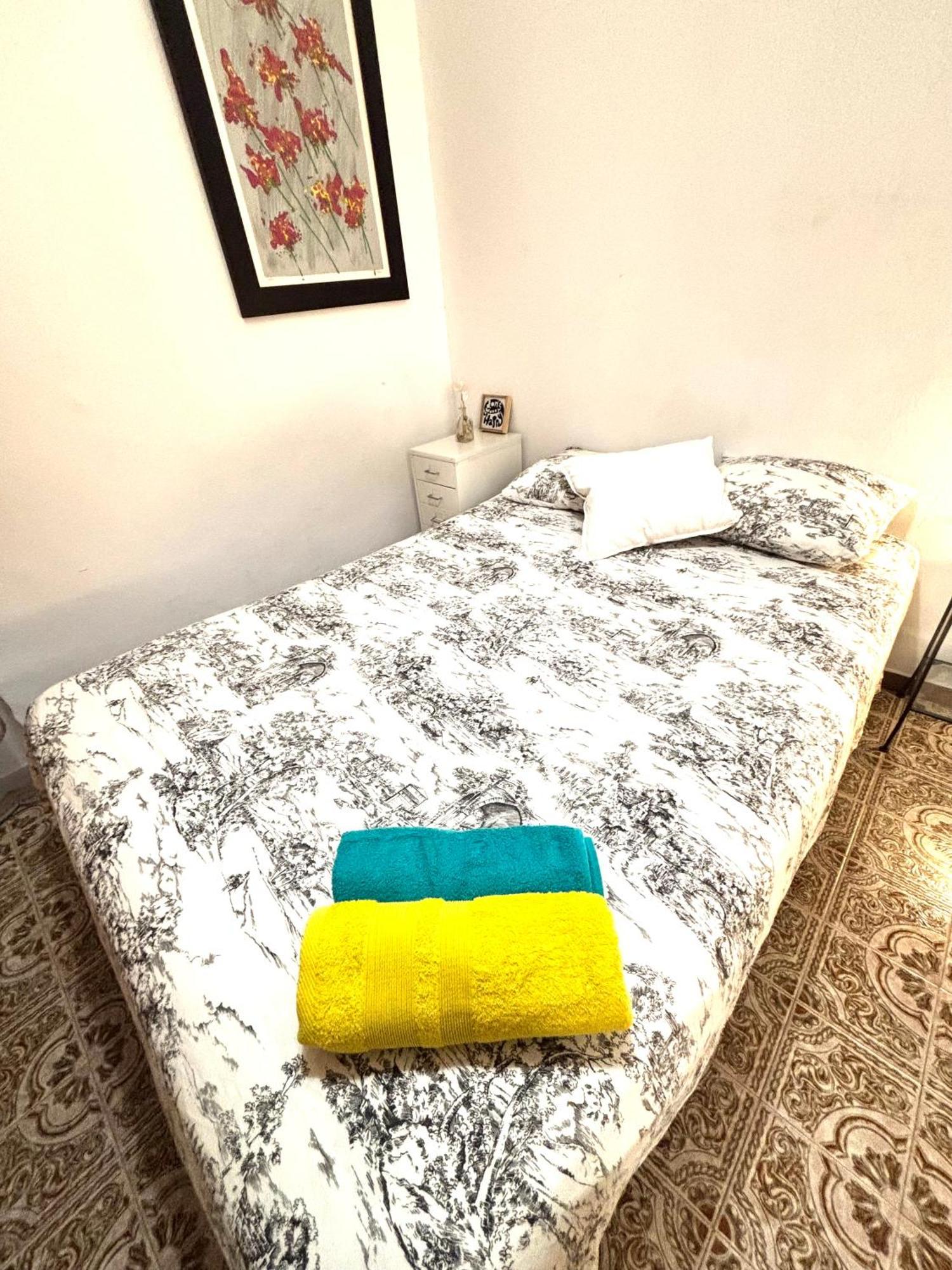 Habitaciones Corazon Centro Historico マラガ エクステリア 写真