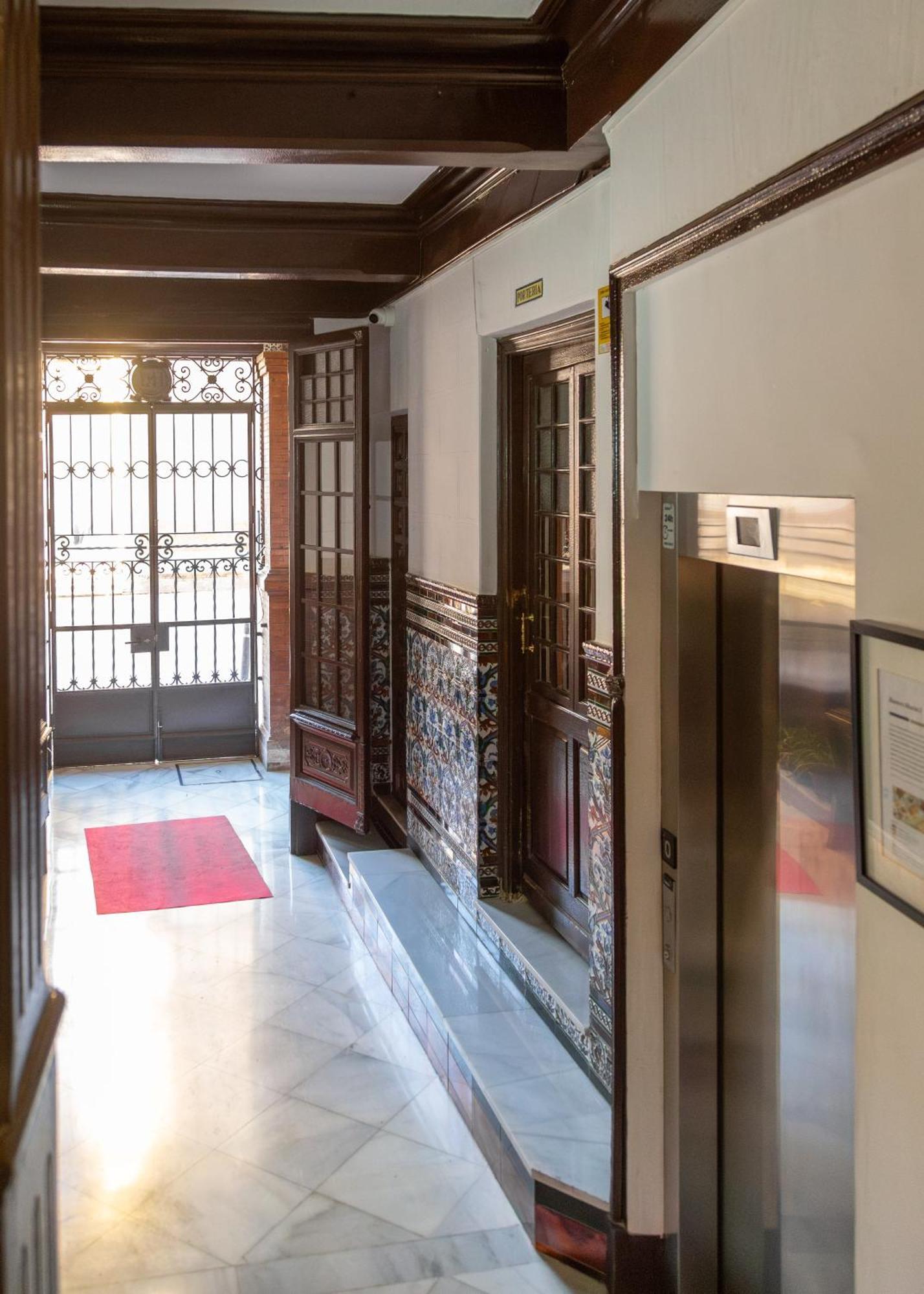 Habitaciones Corazon Centro Historico マラガ エクステリア 写真